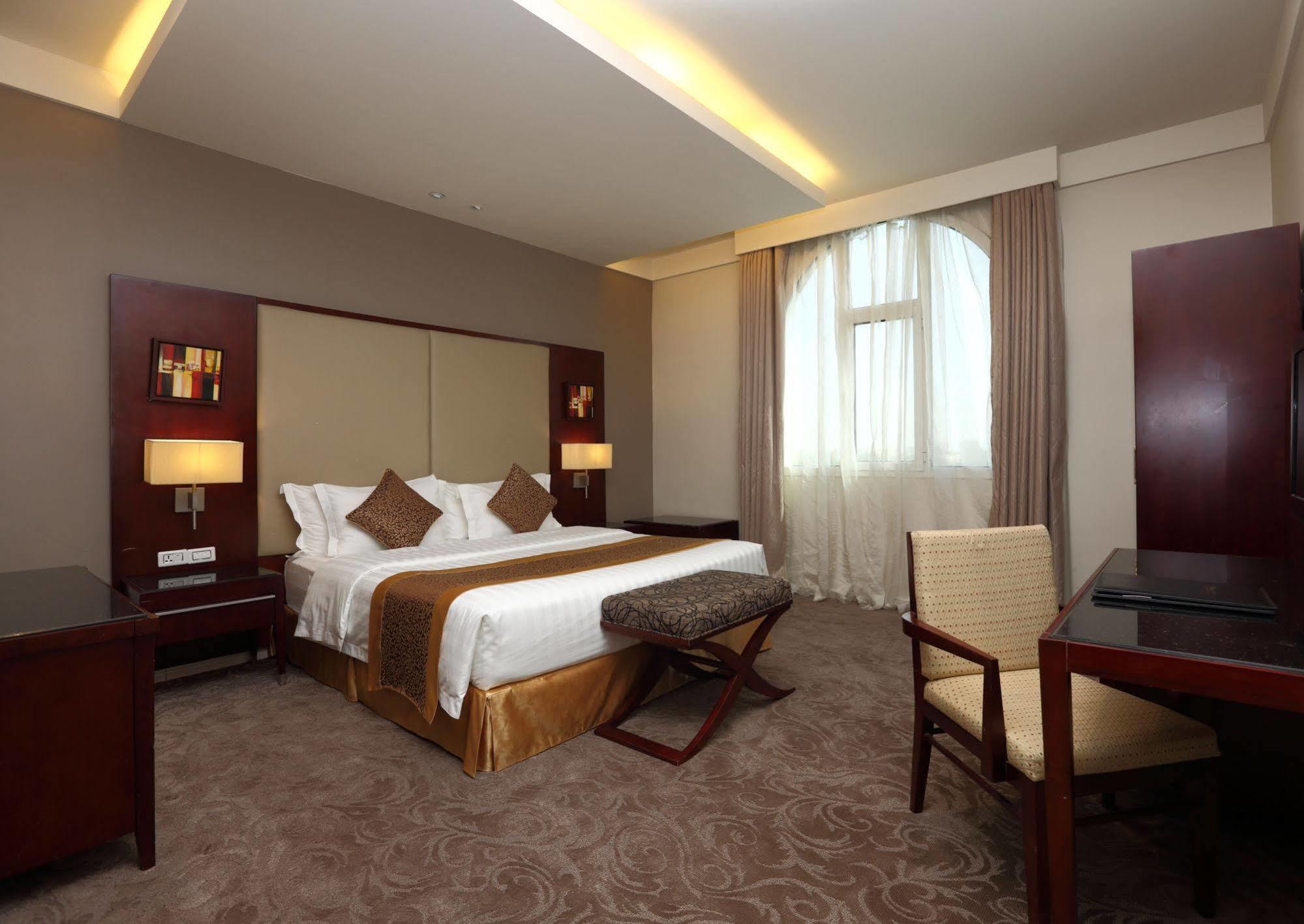 Boudl Al Shatea Dammam Buitenkant foto